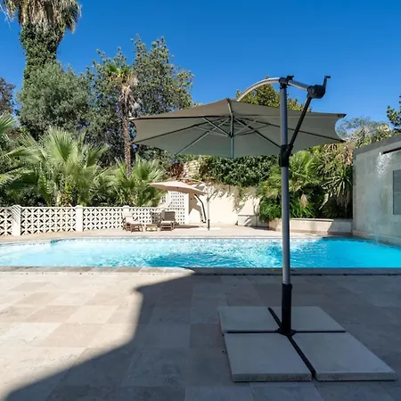 66c3 Historic Chateau Picasso Private For 4 Perpignan