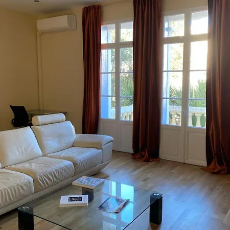 66c3 Historic Chateau Picasso Private For 4 Daire Perpignan