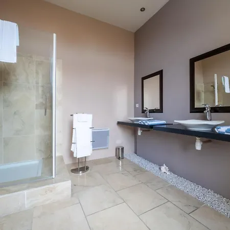 Daire 66c3 Historic Chateau Picasso Private For 4 Perpignan