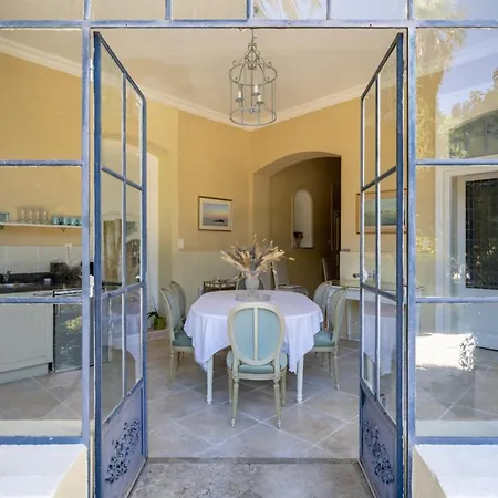 Daire 66c3 Historic Chateau Picasso Private For 4 Perpignan