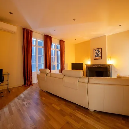 66c3 Historic Chateau Picasso Private For 4 * Perpignan