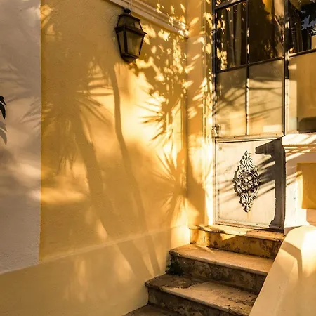 66c3 Historic Chateau Picasso Private For 4 Perpignan