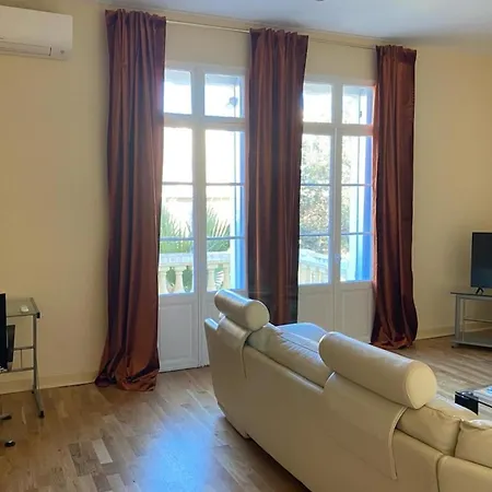 66c3 Historic Chateau Picasso Private For 4 Daire Perpignan