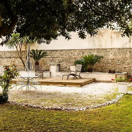66c3 Historic Chateau Picasso Private For 4 Daire Perpignan