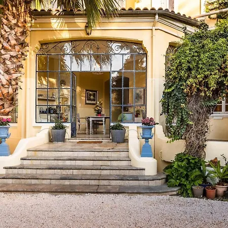 Daire 66c3 Historic Chateau Picasso Private For 4 Perpignan